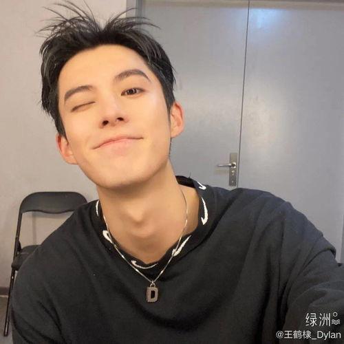 王鹤棣超话爆料最新消息,神秘事件即将揭晓  第2张