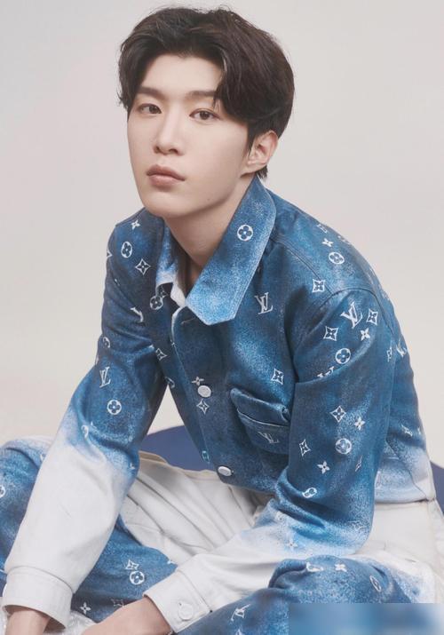 圈内爆料范丞丞,揭秘明星背后的故事 第2张 圈内爆料范丞丞,揭秘明星背后的故事 第2张